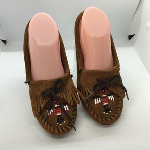 Minnetonka Women's Thunderbird Moccasin Brown Size
